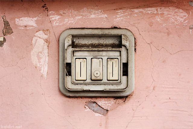 baldiri : dirty old button : baldiri09040801