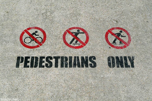 baldiri : pedestrians only : baldiri09072501