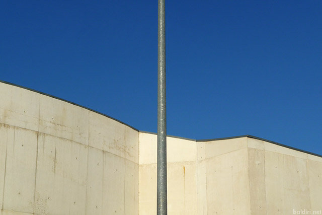 baldiri : lamppost line