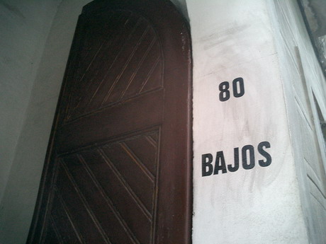 80 bajos