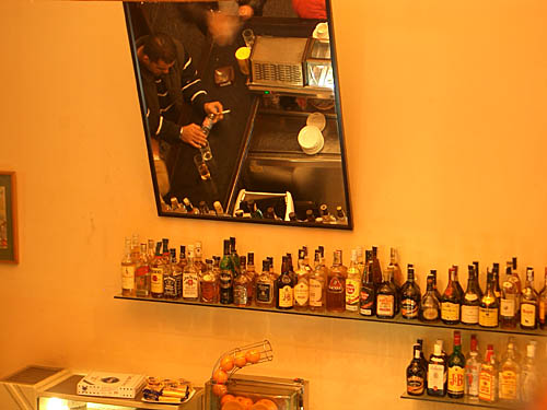 bars & miralls