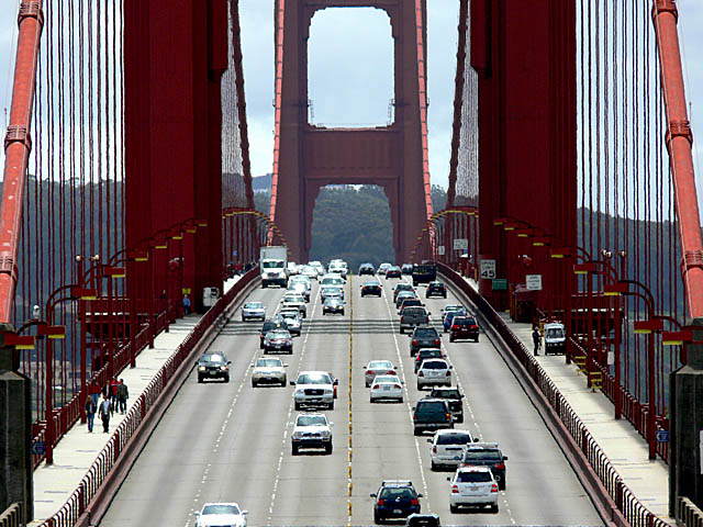 baldiri : golden gate traffic : BALDIRI07051201.jpg